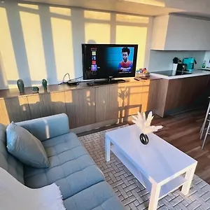 Cozy In Downtown + Free Parking Appartement