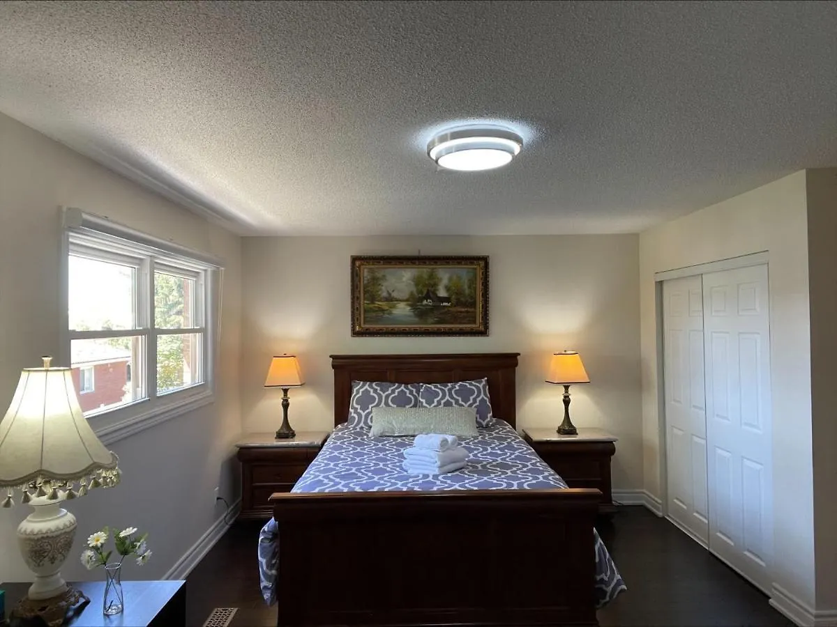 Btn Family-Style Bustling Area Self-Check-In So Fast Fiber Net Free Parking Apartment Toronto Homestay